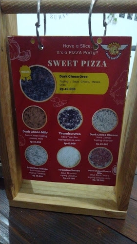 Opinii despre Orlando Pizza Surabaya în Surabaya - Gastronomi dan perhotelan