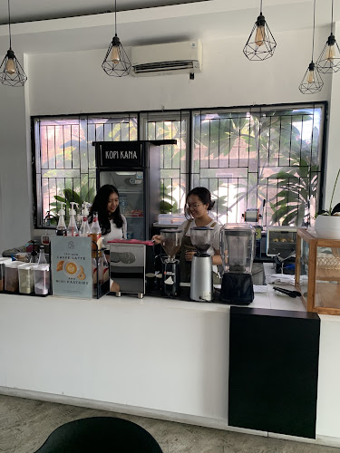 Opinii despre Kopi Kana în Kota Denpasar - Gastronomi dan perhotelan