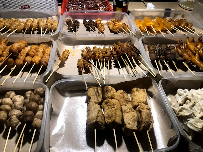 Opinii despre Angkringan Fellas Eatery în Surabaya - Gastronomi dan perhotelan