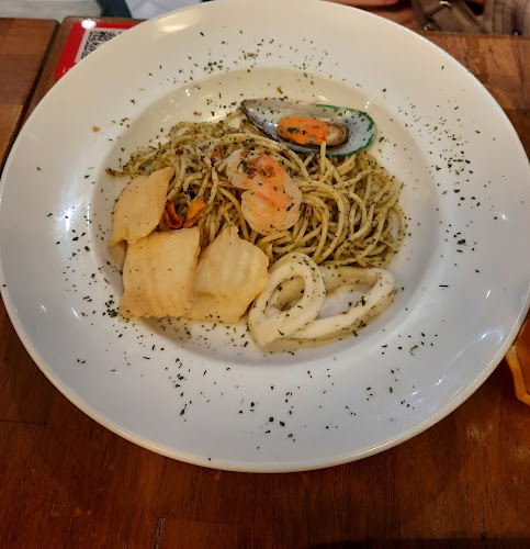 Fish & Co. - Tunjungan Plaza 5