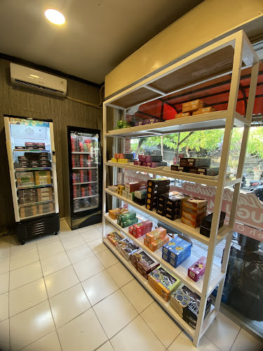 Opinii despre Lapis Tugu Malang Ketapian în Kota Denpasar - Gastronomi dan perhotelan