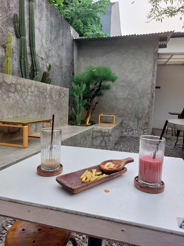 Opinii despre Mino Coffee în Kota Tangerang Selatan - Gastronomi dan perhotelan