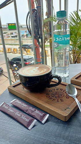 Opinii despre Overloop.koffie în Kota Depok - Gastronomi dan perhotelan
