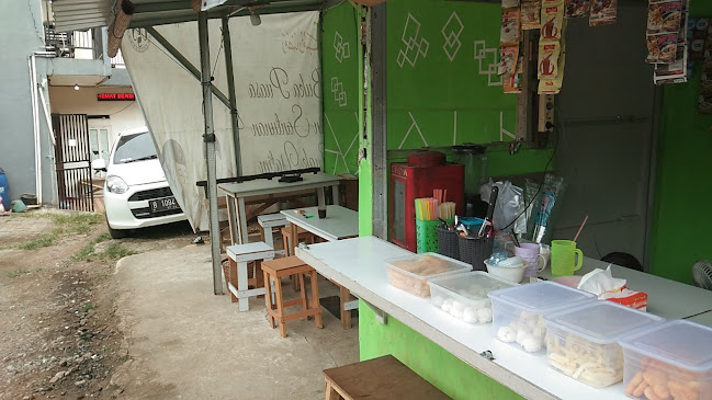 Opinii despre Warung Mama AL în Kota Tangerang Selatan - Gastronomi dan perhotelan