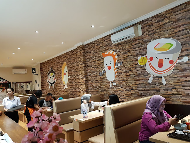 Peco Peco Sushi Margorejo - Surabaya