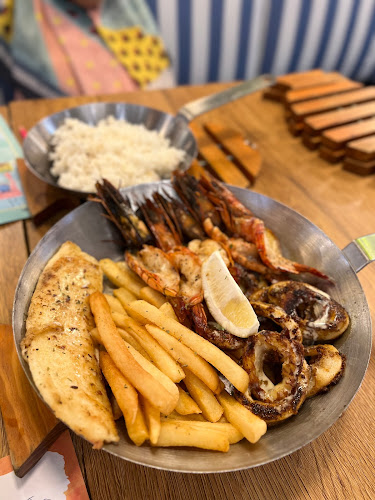 Fish & Co. - Tunjungan Plaza 5 - Gastronomi dan perhotelan