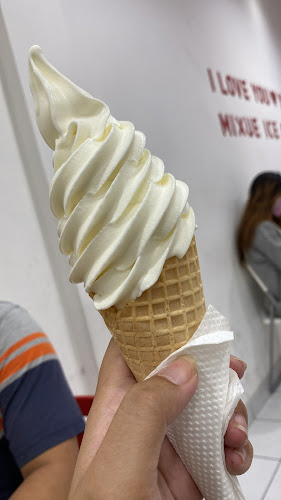 Mixue Poris - Gastronomi dan perhotelan