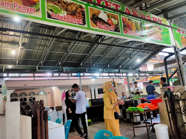 Comentarii opinii despre Ayam Penyet Akbary