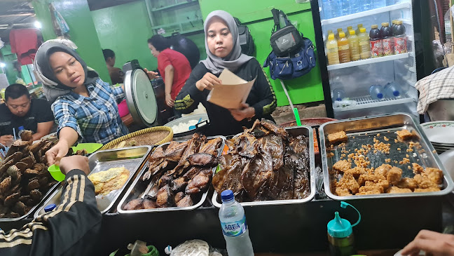 Warung Penyetan Bu Erna