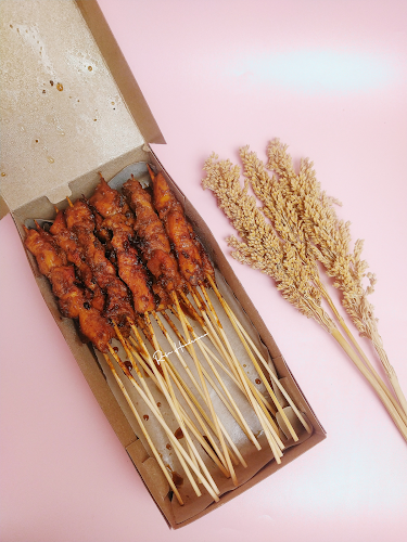 Opinii despre Warung Sate Mbak Menik în Kota Balikpapan - Gastronomi dan perhotelan