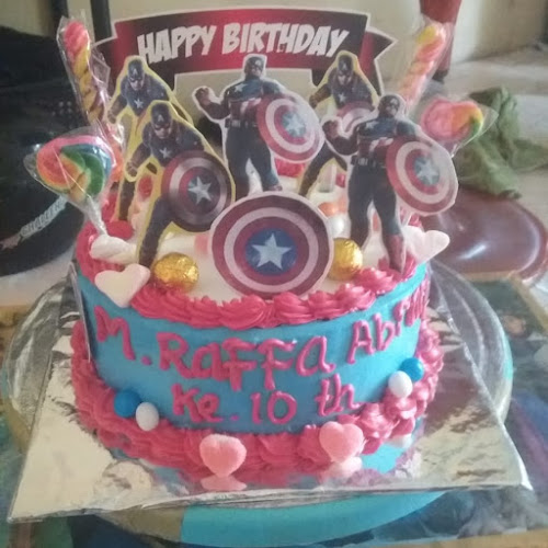 Dina Cake - Gastronomi dan perhotelan