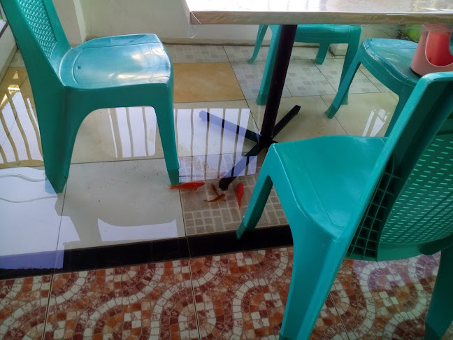 KEDAI LARIS - Gastronomi dan perhotelan