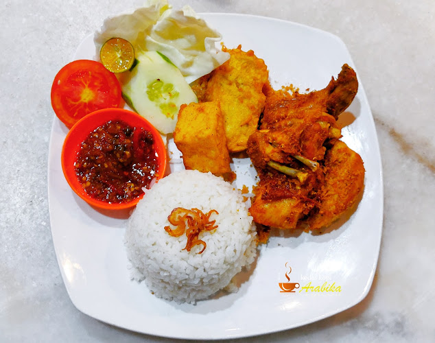 Opinii despre Kedai Kopi Arabika în Kota Dumai - Gastronomi dan perhotelan