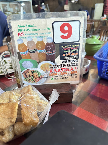 Opinii despre Lawar Bali Kartika în Kota Denpasar - Gastronomi dan perhotelan