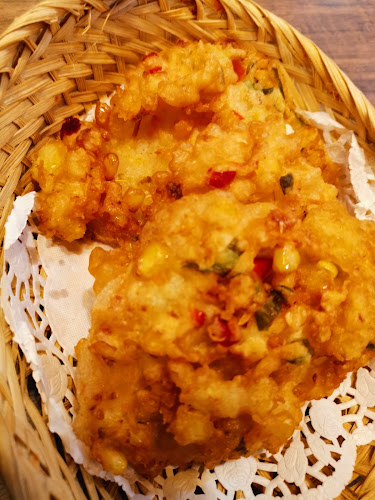 Opinii despre Daun Pisang Resto Grand Batam Mall în Kota Batam - Gastronomi dan perhotelan