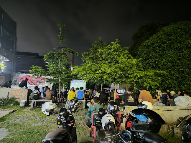 Trust Me Coffee - Gastronomi dan perhotelan