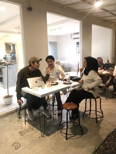 Griya Loka, BSD, Jl. Rawa Buntu Selatan F2 No.8