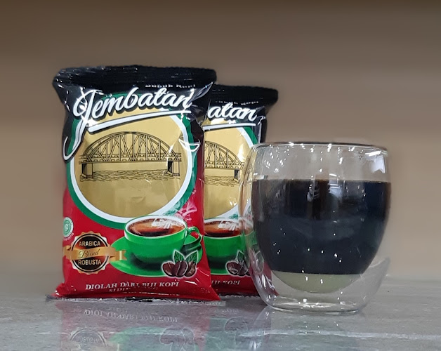 Opinii despre Kopi Nusantara Cap Jembatan în Kota Medan - Gastronomi dan perhotelan