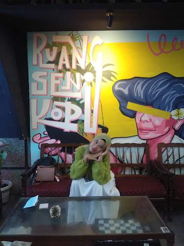 Comentarii opinii despre Ruang Seni Kopi