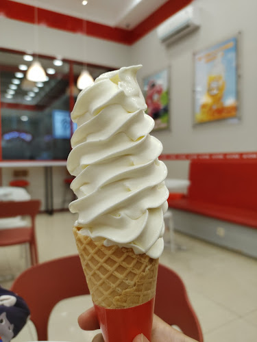 Aicha Ice Cream & Tea Madiun