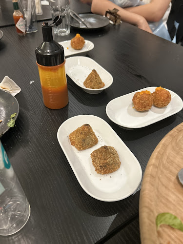 Opinii despre Miglio Pizza & Bakery în Surabaya - Gastronomi dan perhotelan