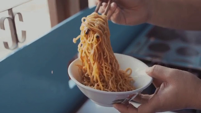 Comentarii opinii despre Mie Ayam Si Boy