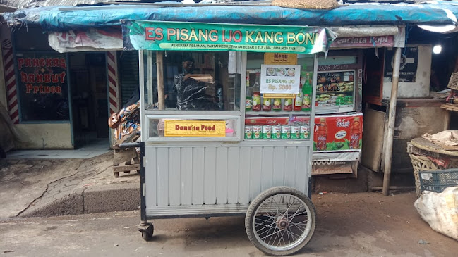 Opinii despre Es Pisang Ijo Kang Boni în Kota Bandung - Gastronomi dan perhotelan