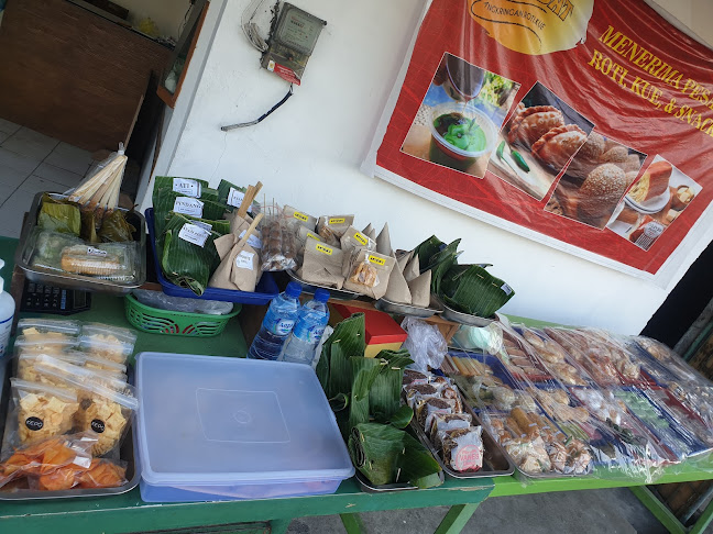 Warung Sahabat (angkringan, roti dan kue) - Gastronomi dan perhotelan