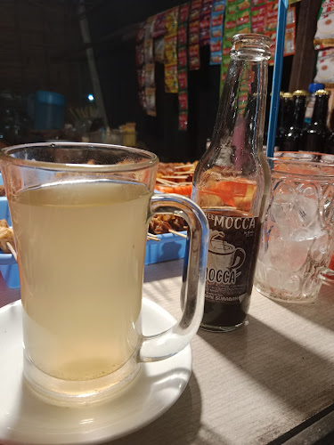 Comentarii opinii despre Angkringan Fellas Eatery