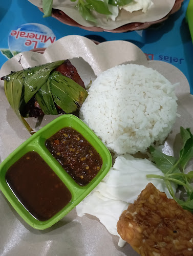 Opinii despre DEPOT Hijau Pandan în Kota Banjar Baru - Gastronomi dan perhotelan