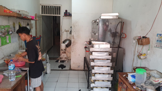 Comentarii opinii despre Star bakery and cake pondok kacang