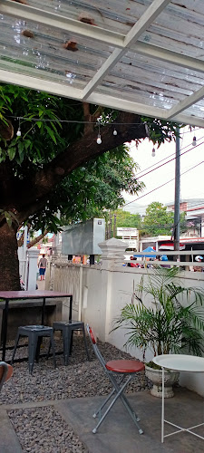 Bawah Pohon Coffeelab