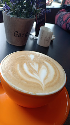 Opinii despre Kalimera coffee bar în Kota Salatiga - Gastronomi dan perhotelan