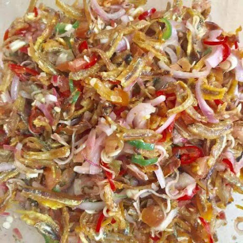 Opinii despre Warung Makan Siap în Kota Denpasar - Gastronomi dan perhotelan