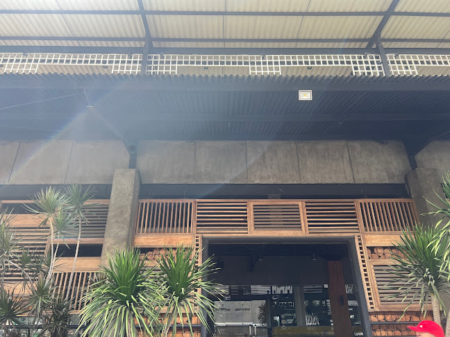 Kingdom Foodcourt & Coffee Toffee - Gastronomi dan perhotelan