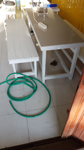 Opinii despre Haiqi cafe dan angkringan în Surabaya - Gastronomi dan perhotelan