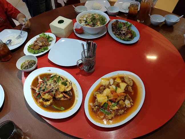 ASEAN LEAF CHINESE FOOD CORNER at BUDI DHARMA FOOD COURT