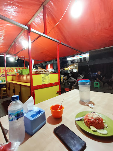 Opinii despre Nasi Goreng MasAdam în Kota Makassar - Gastronomi dan perhotelan