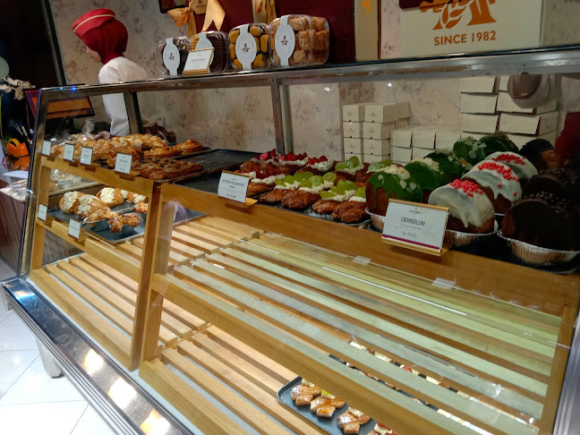 Jl. Kapas Krampung No.200, Ploso, Kec. Tambaksari, Surabaya, Jawa Timur 60133