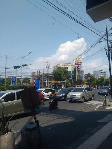 Opinii despre Mie Ayam Bakso Pak Kumis în Kota Semarang - Gastronomi dan perhotelan