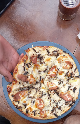 Opinii despre Serona Coffee Bintaro în Kota Tangerang Selatan - Gastronomi dan perhotelan