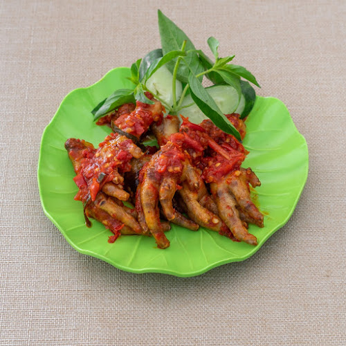 Family 4 No.6, Labuhan Ratu, Labuhan Ratu Raya, Kota Bandar Lampung, Lampung 35141