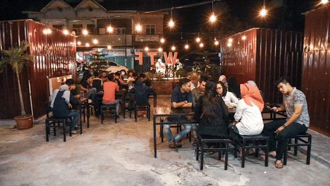 Well The Food ( WTF Cafe )