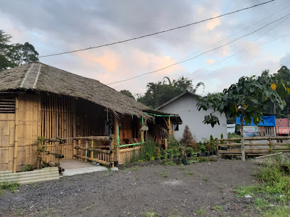 KUZU KUZU coffee & Resto