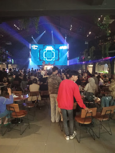 Jl. Imam Bonjol No.9, RT.002/RW.003, Karawaci, Kec. Karawaci, Kota Tangerang, Banten 15115