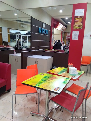 Comentarii opinii despre D'Besto Chiken and Burger Tarok Bukittinggi