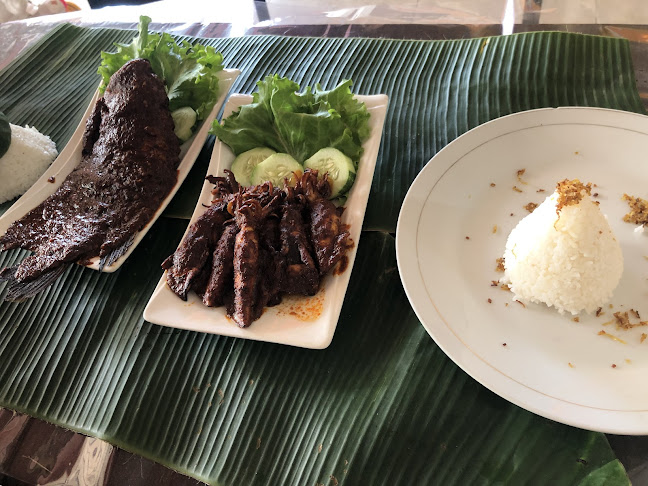 Opinii despre Rumah Bancakan Ayam bekakak în Kota Tanjung Pinang - Gastronomi dan perhotelan