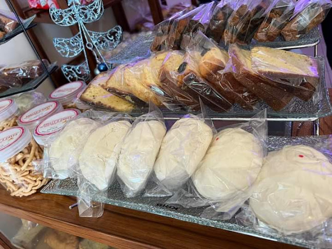 Opinii despre Shellys cakes 2 în Kota Manado - Gastronomi dan perhotelan