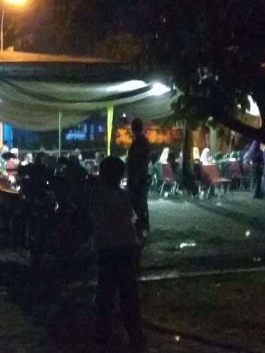 Opinii despre Sate Ayam Kambing Madura Shofia în Kota Probolinggo - Gastronomi dan perhotelan