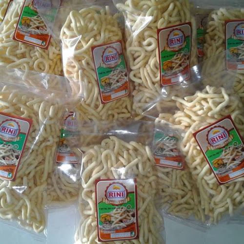 Opinii despre Kerupuk Keju RINI în Kota Padang Panjang - Gastronomi dan perhotelan